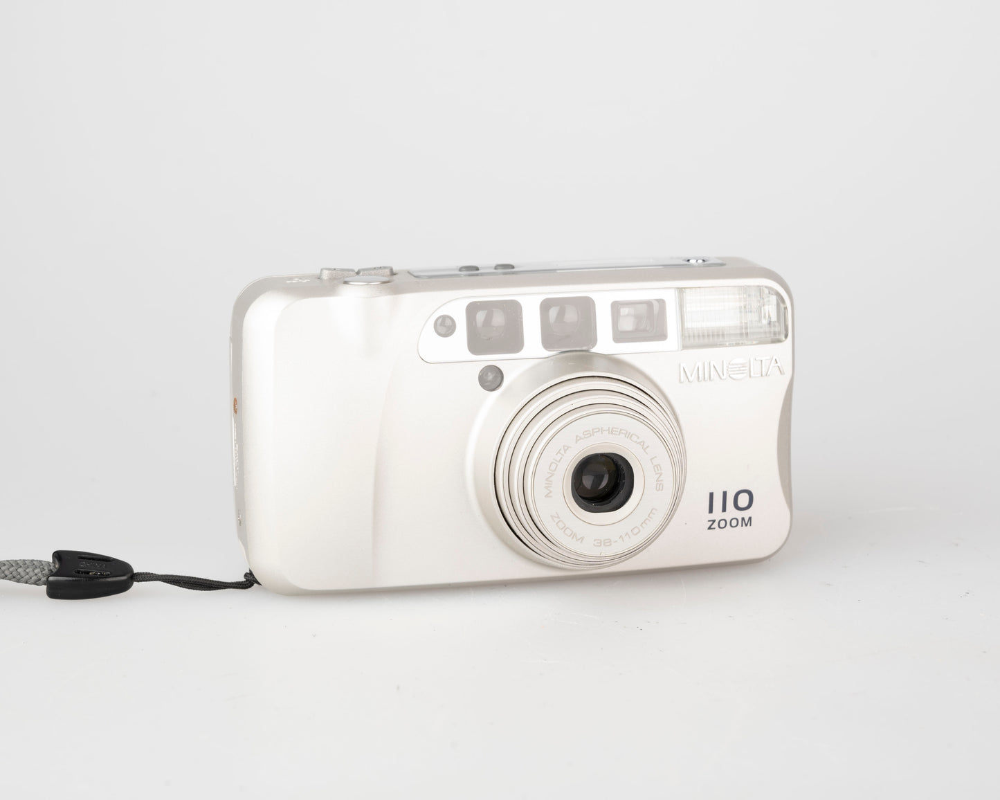Minolta 110 Zoom ultra compact 35mm camera w/ case (serial 34332652)