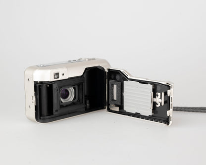 Minolta 110 Zoom Date compact 35mm camera w/ case (serial 42312807)