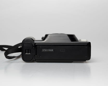 Minolta AF-DL dual lens 35mm camera (serial 37211568)