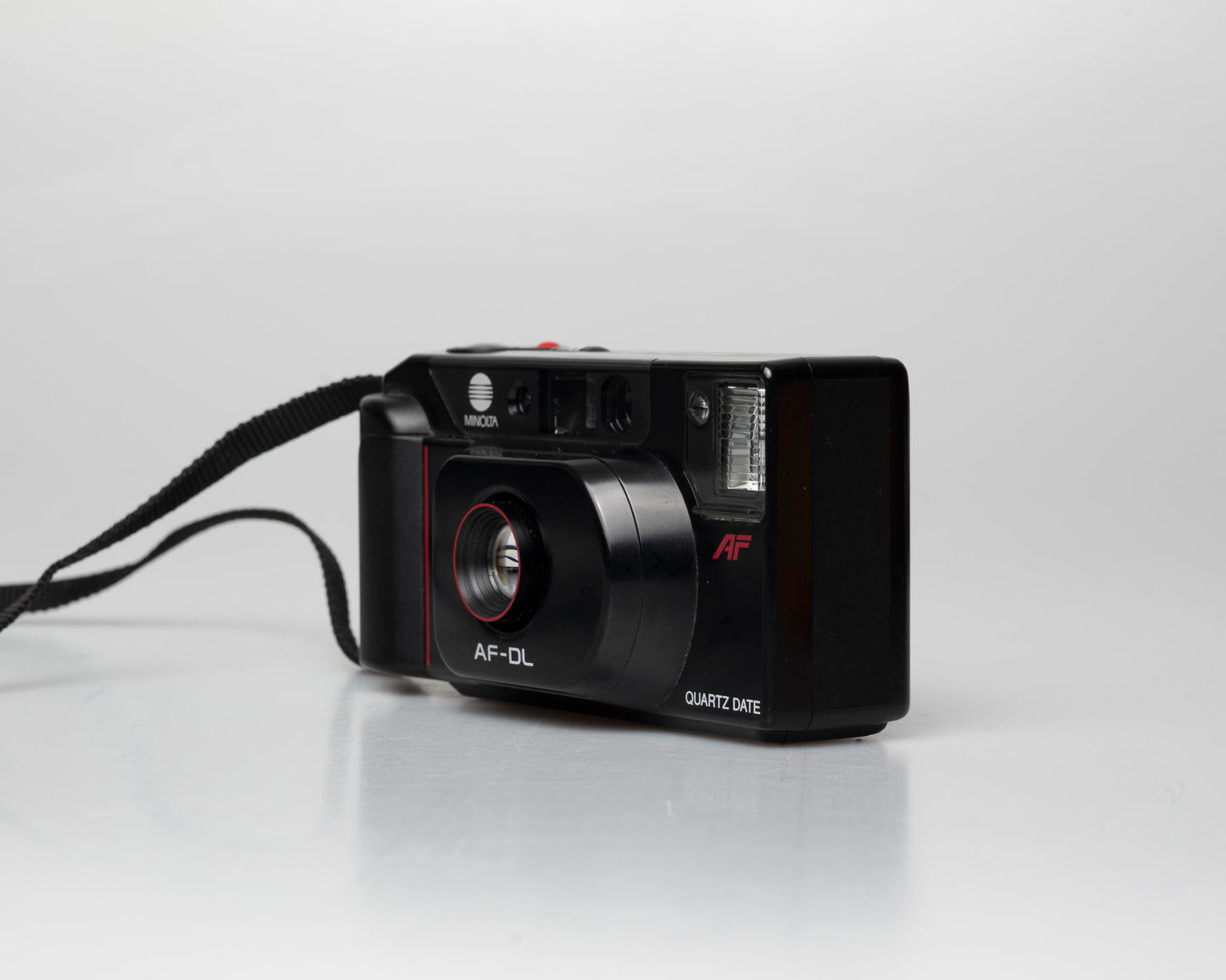 Minolta AF-DL dual lens 35mm camera (serial 37211568)