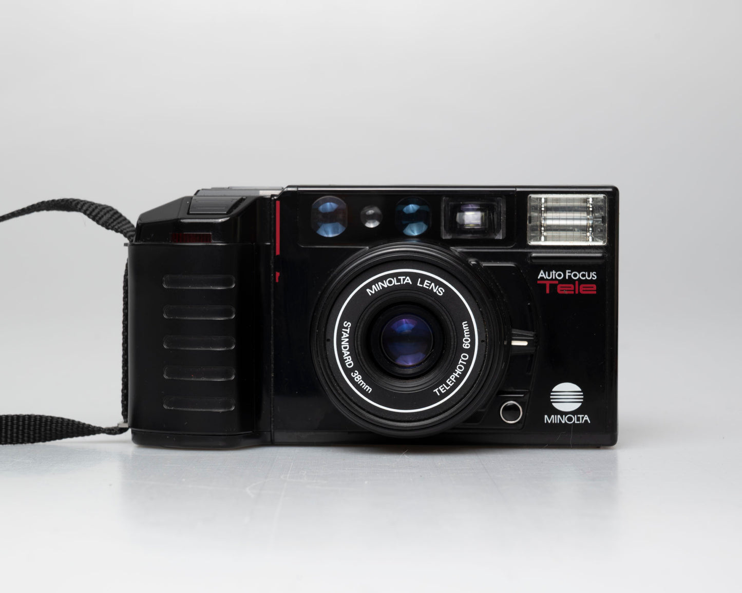 Appareil photo argentique à mise au point automatique Minolta AF Tele à double objectif 35mm avec boîte (numéro de série 58114422)
