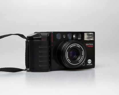 Appareil photo argentique à mise au point automatique Minolta AF Tele à double objectif 35mm avec boîte (numéro de série 58114422)
