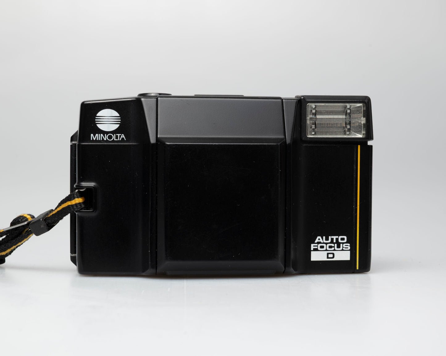 Minolta AF-S Auto Focus D 35mm camera w/ case (serial 5040389)