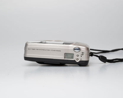 Minolta Freedom AF-50 Grand Chercheur appareil photo 35mm avec étui (série 31102313)