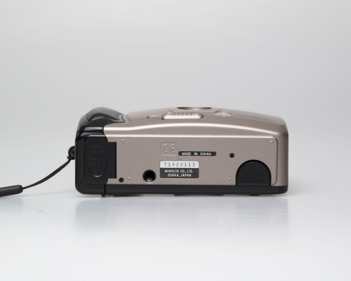 Appareil photo Minolta AF Big Finder 35mm avec étui (série 71820113)