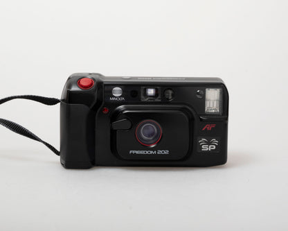 Appareil photo 35 mm autofocus Minolta Freedom 202 avec étui (série 42117565)