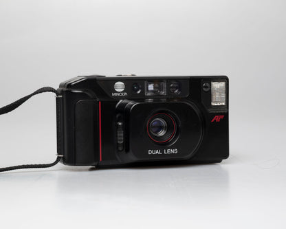 Appareil photo Minolta Freedom DL à double objectif 35 mm (numéro de série 77221068)