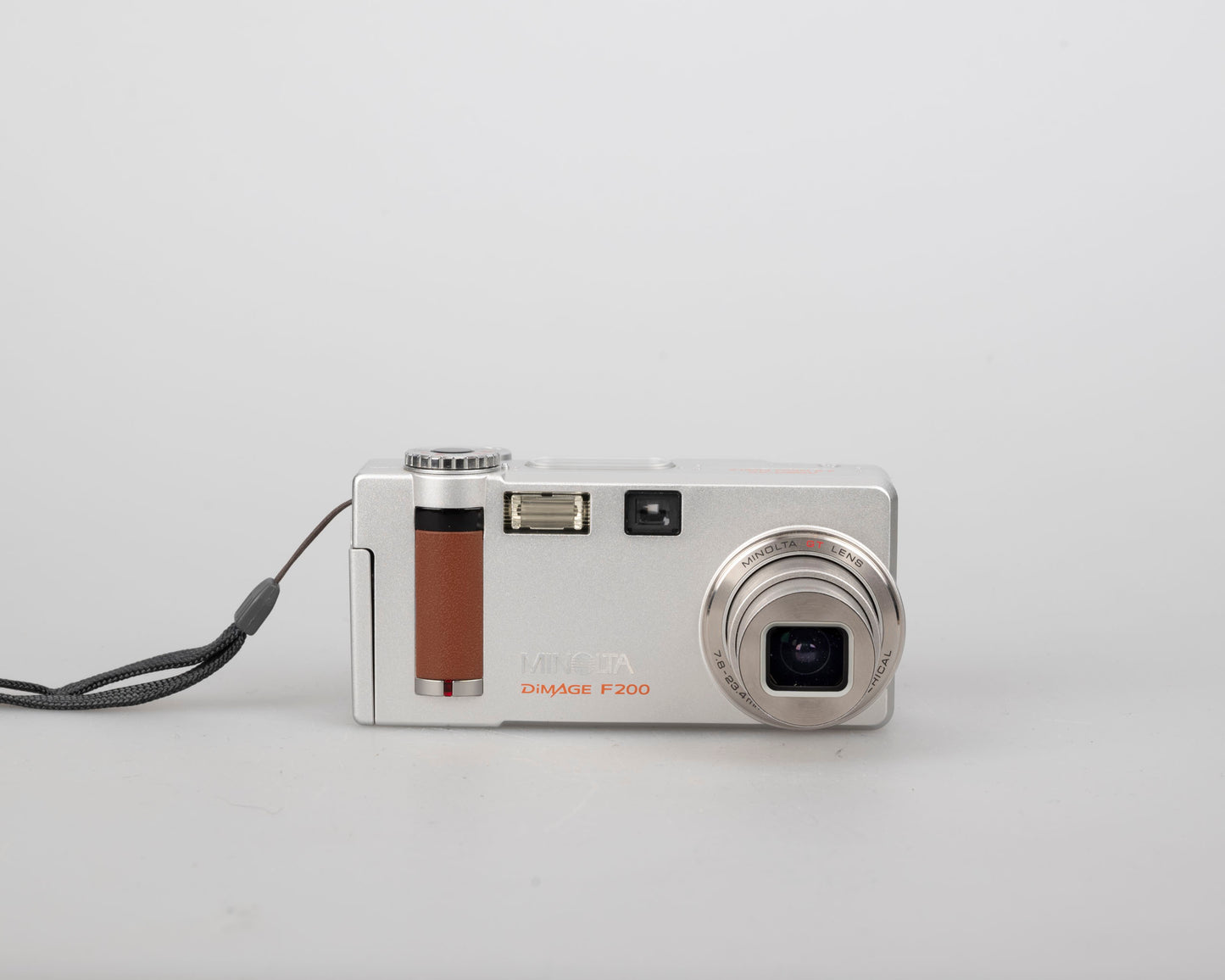Minolta DiMage F200 4 MP CCD sensor digicam w/ 256MB SD + original box + manuals (uses AA batteries)