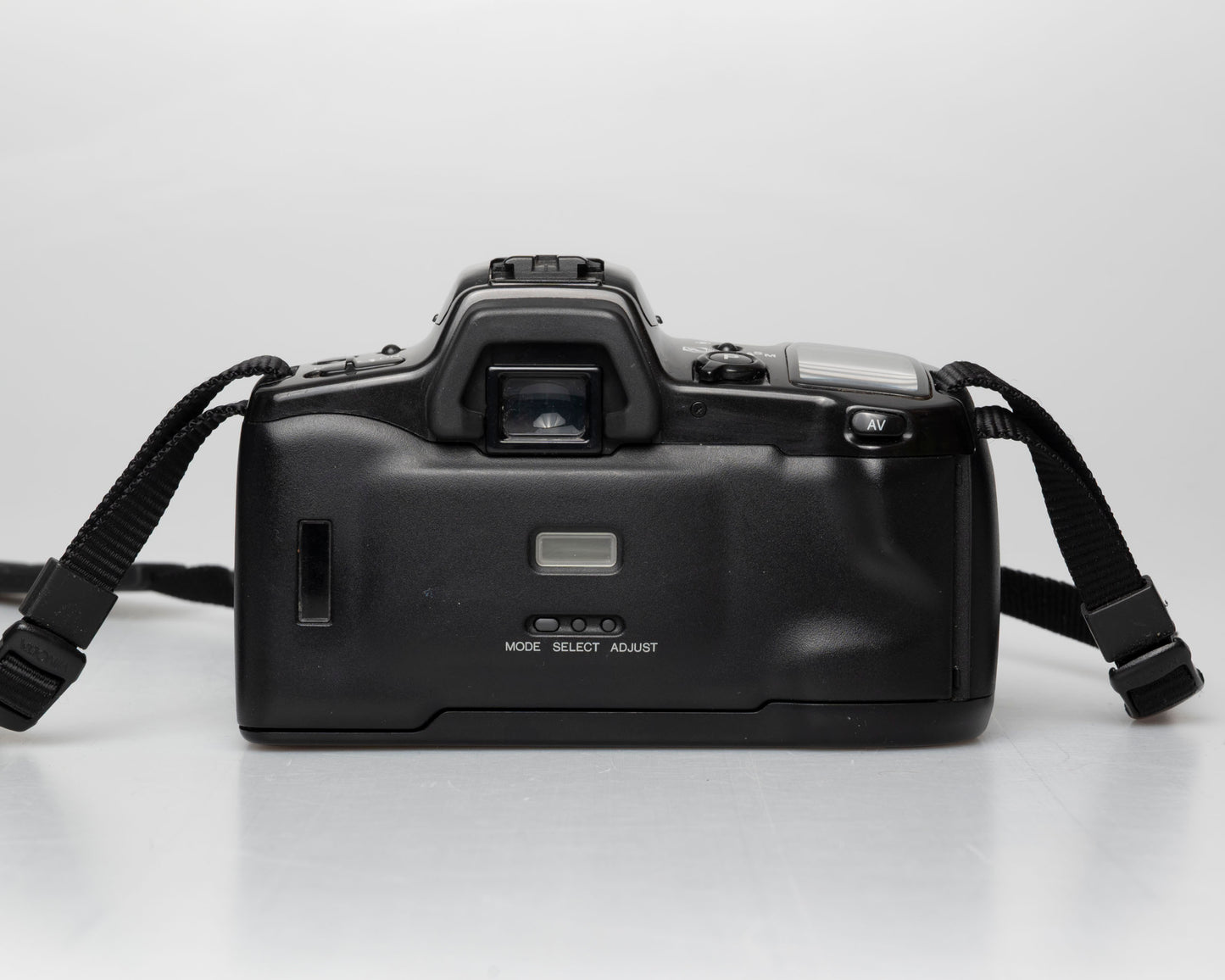 Minolta Dynax 500si 35mm film SLR w/ 35-80mm zoom (serial 95703408)