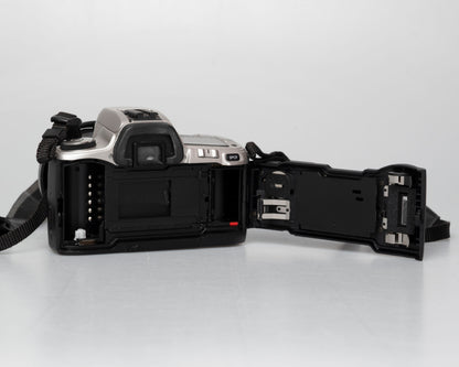 Minolta Dynax 505si reflex 35mm à film avec objectif 28-80mm (série 95905417)