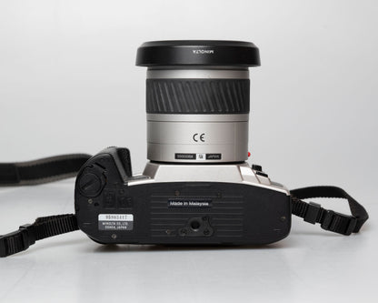 Minolta Dynax 505si reflex 35mm à film avec objectif 28-80mm (série 95905417)