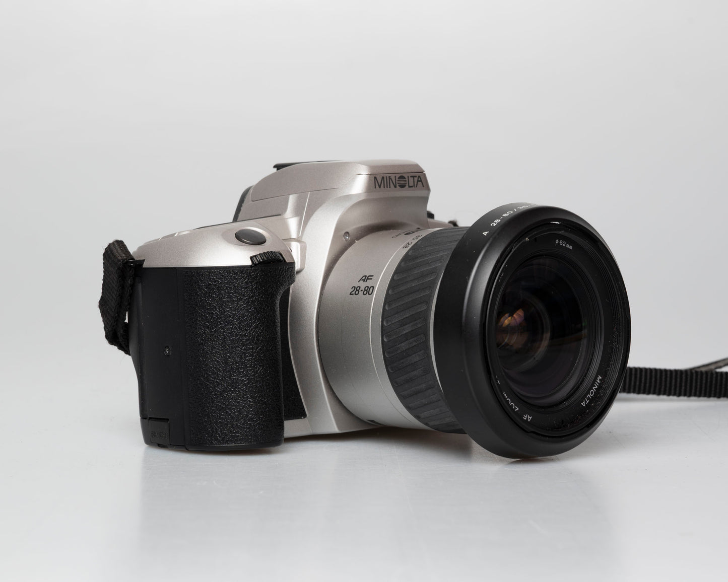 Minolta Dynax 505si reflex 35mm à film avec objectif 28-80mm (série 95905417)