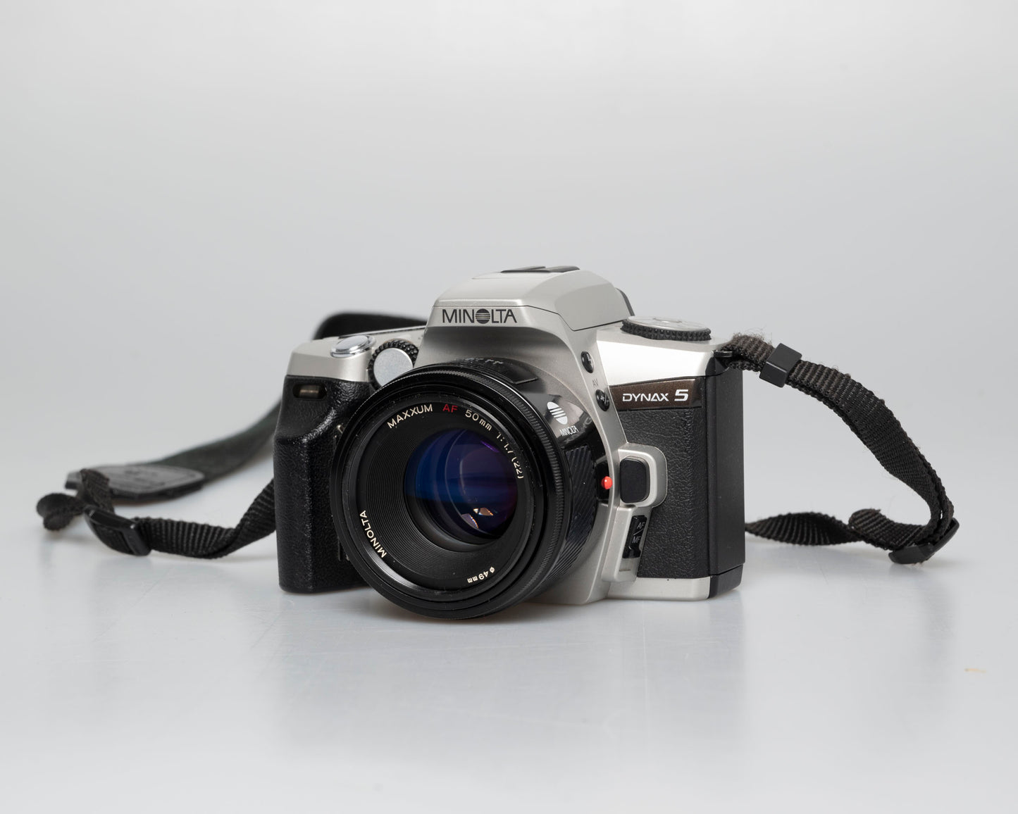 Minolta Dynax 5 35mm SLR w/ 50mm f1.7 lens (serial 01101077) | film🎞tested