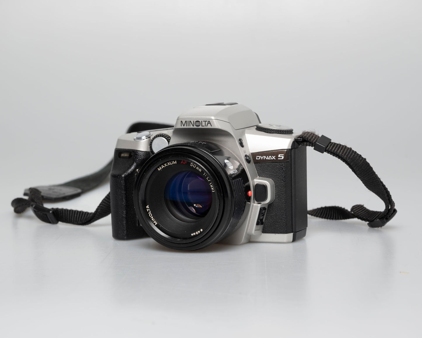 Minolta Dynax 5 35mm SLR w/ 50mm f1.7 lens (serial 01101077) | film🎞tested