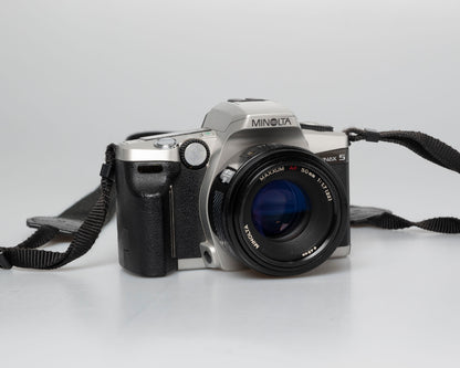 Minolta Dynax 5 35mm SLR w/ 50mm f1.7 lens (serial 01101077) | film🎞tested