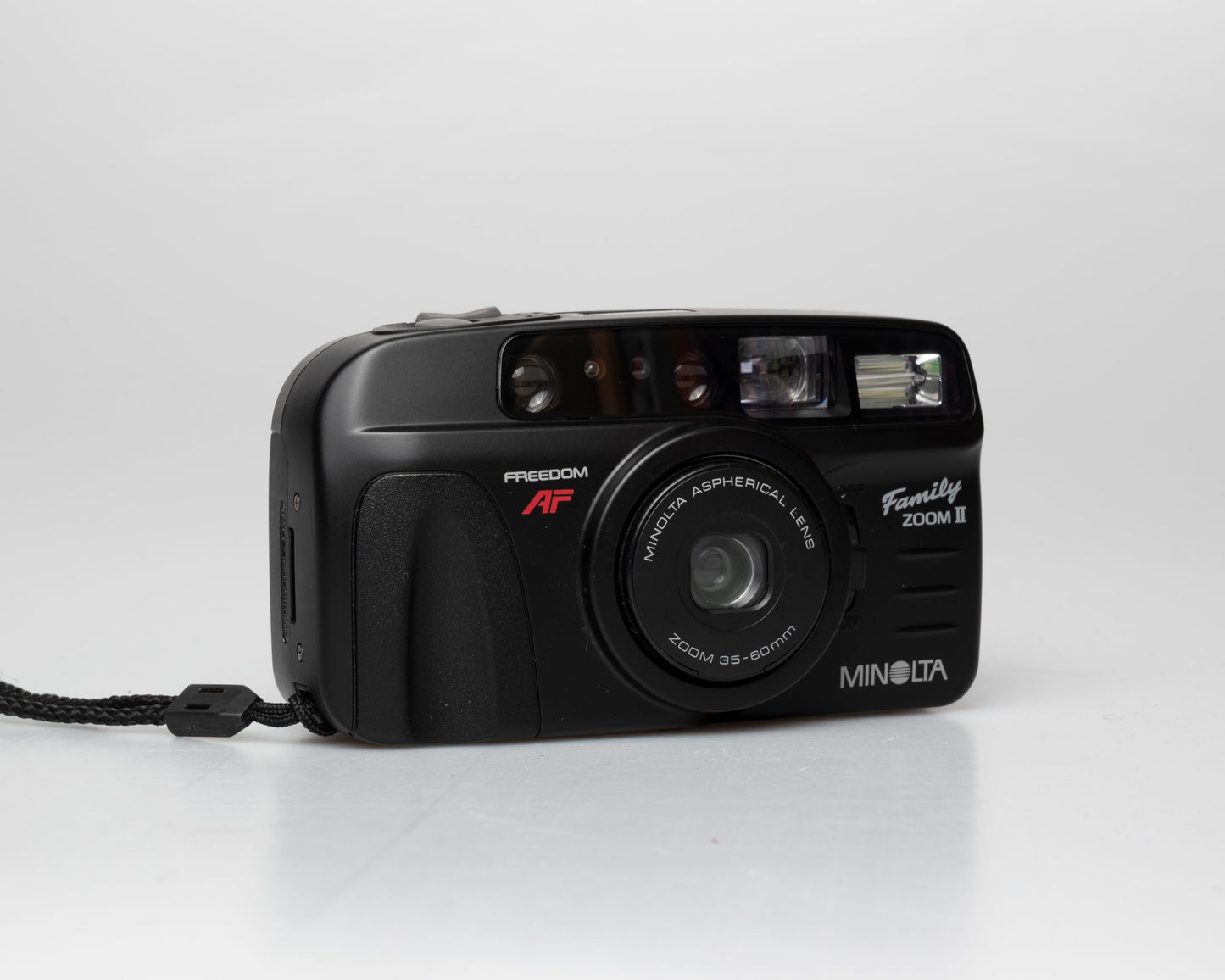 Minolta Family Zoom II 35mm camera (serial 41973526)