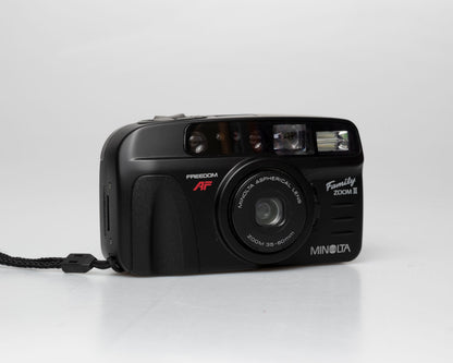 Minolta Family Zoom II 35mm camera (serial 41973526)
