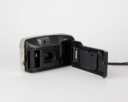Appareil photo Minolta Zoom 70 35 mm avec étui (série 37126277)