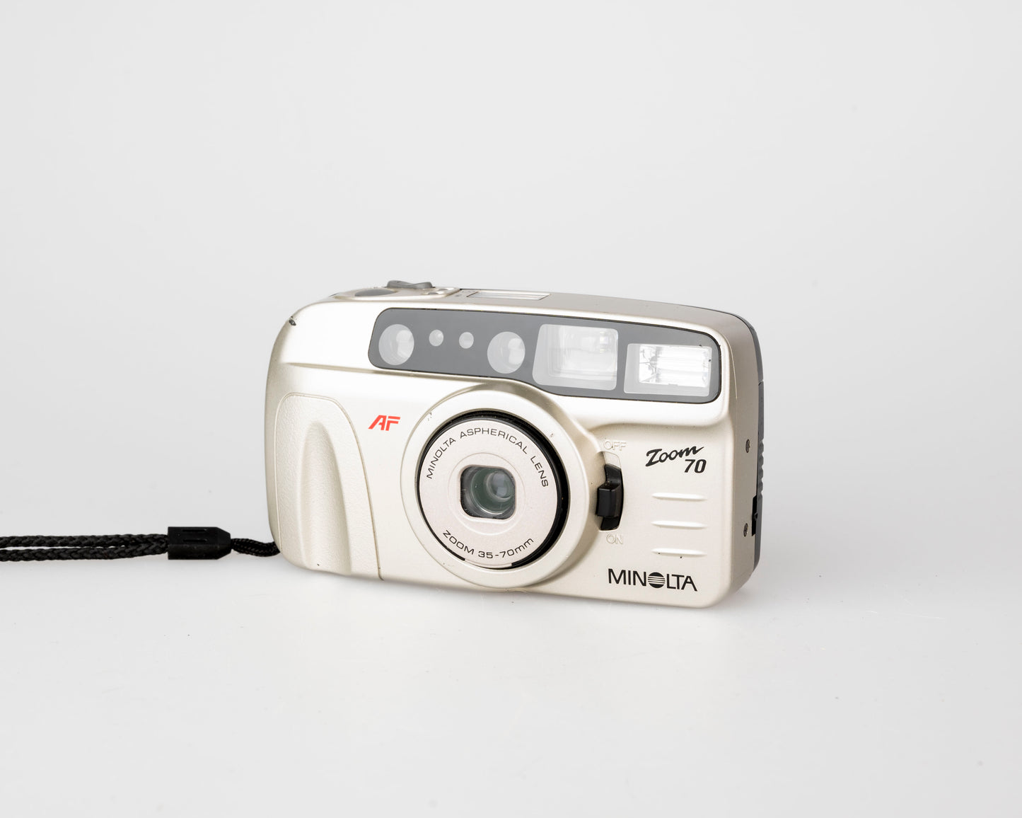 Appareil photo Minolta Zoom 70 35 mm avec étui (série 37126277)