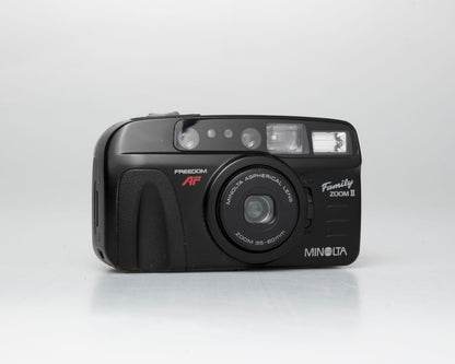 Minolta Family Zoom II 35mm camera (serial 41917788)