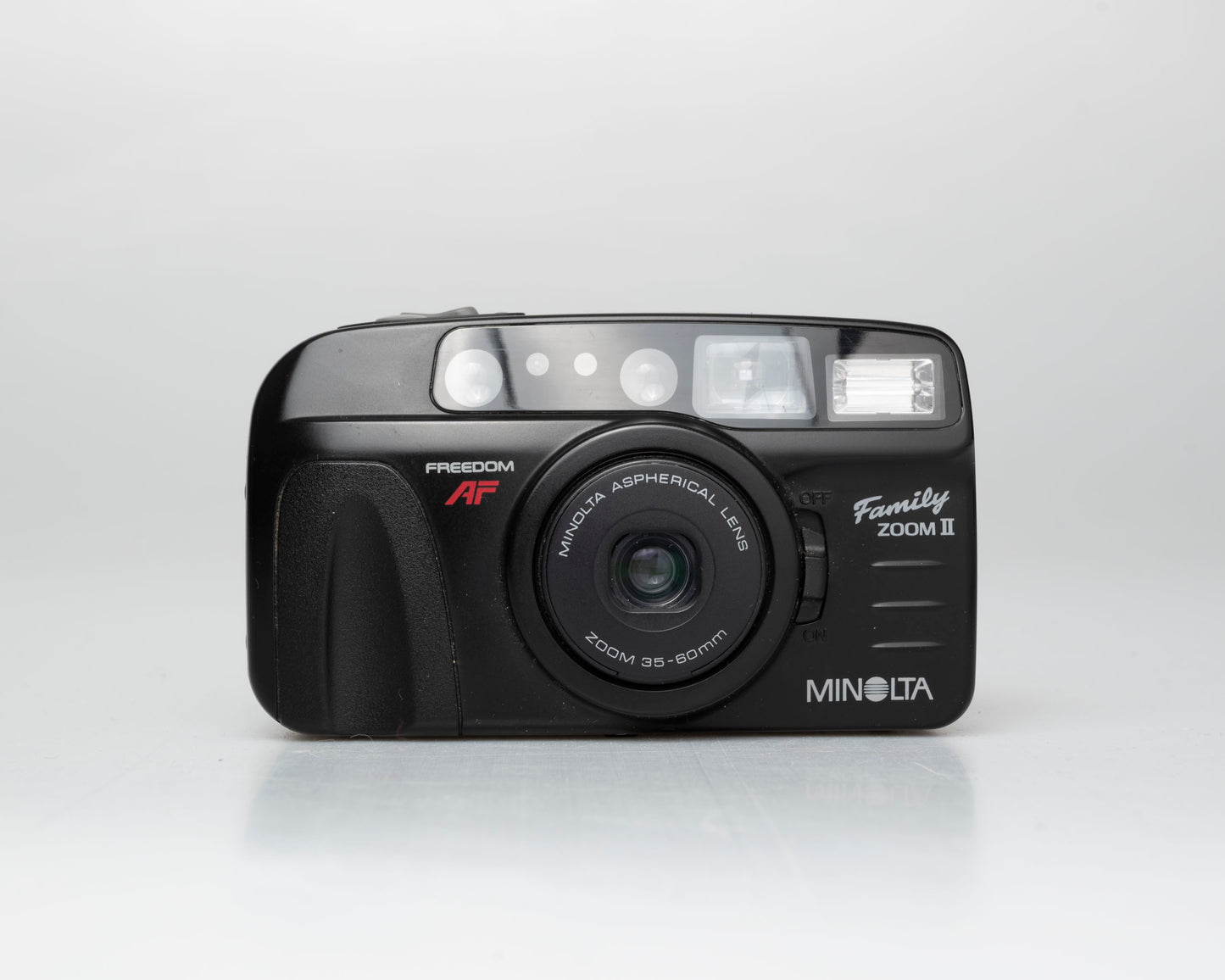 Minolta Family Zoom II 35mm camera (serial 41917788)