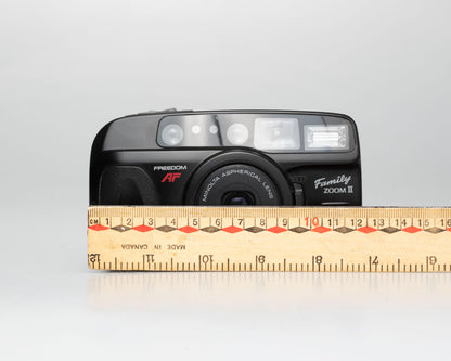 Minolta Family Zoom II 35mm camera (serial 41917788)