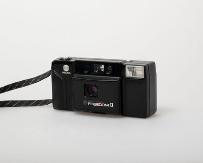 Appareil photo point-and-shoot 35 mm à mise au point automatique Minolta Freedom II (série 3448303)