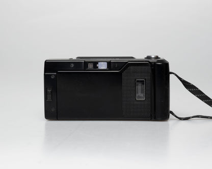 Minolta Freedom II Auto-focus 35mm camera w/ case (serial 3417595)