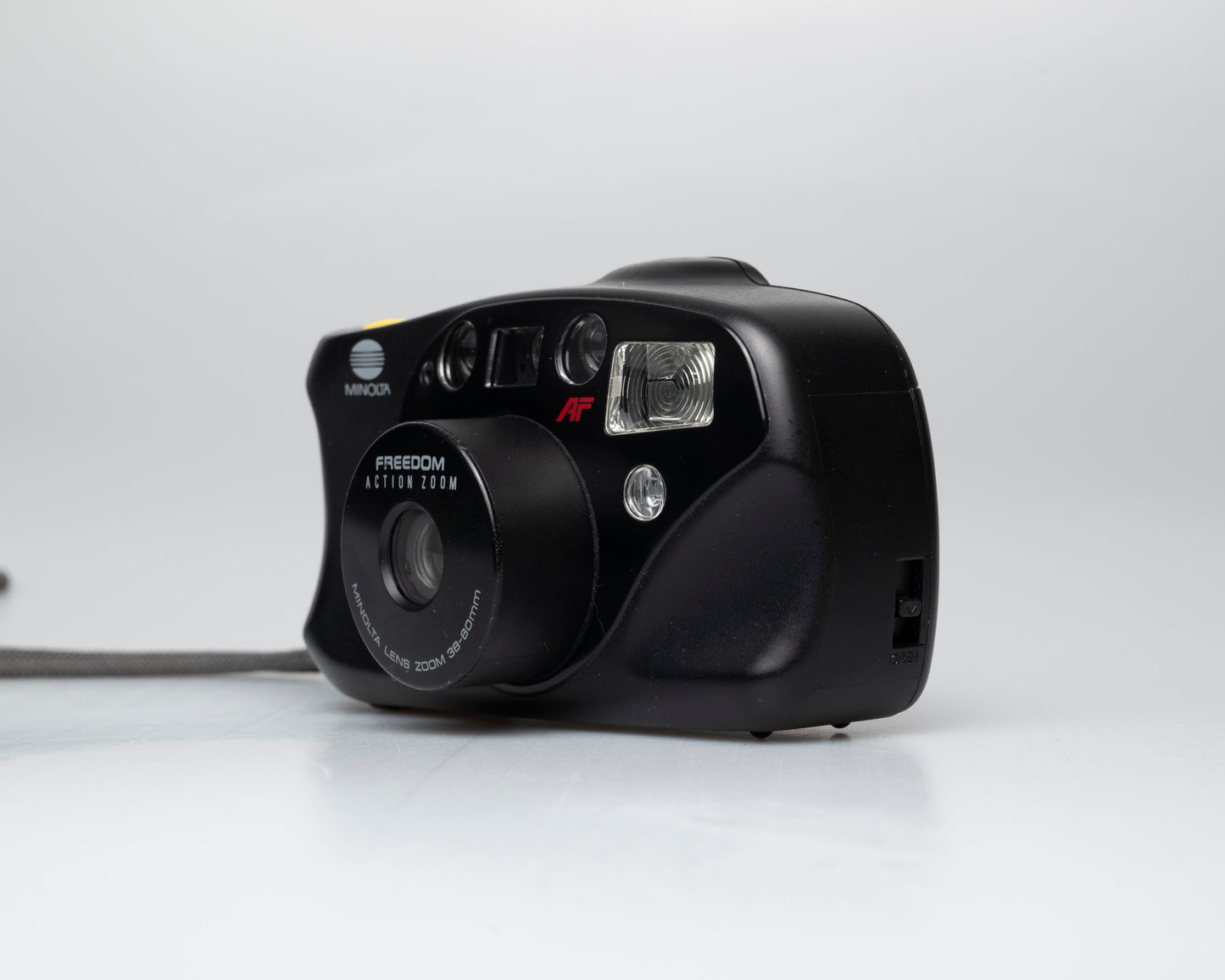 Minolta Freedom Action Zoom 35mm camera *noisy motor* (serial 93374092)