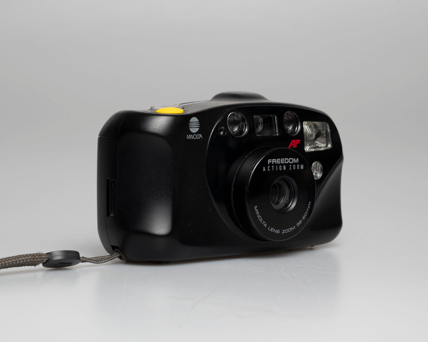 Minolta Freedom Action Zoom 35mm camera w/ case (serial 9840558)