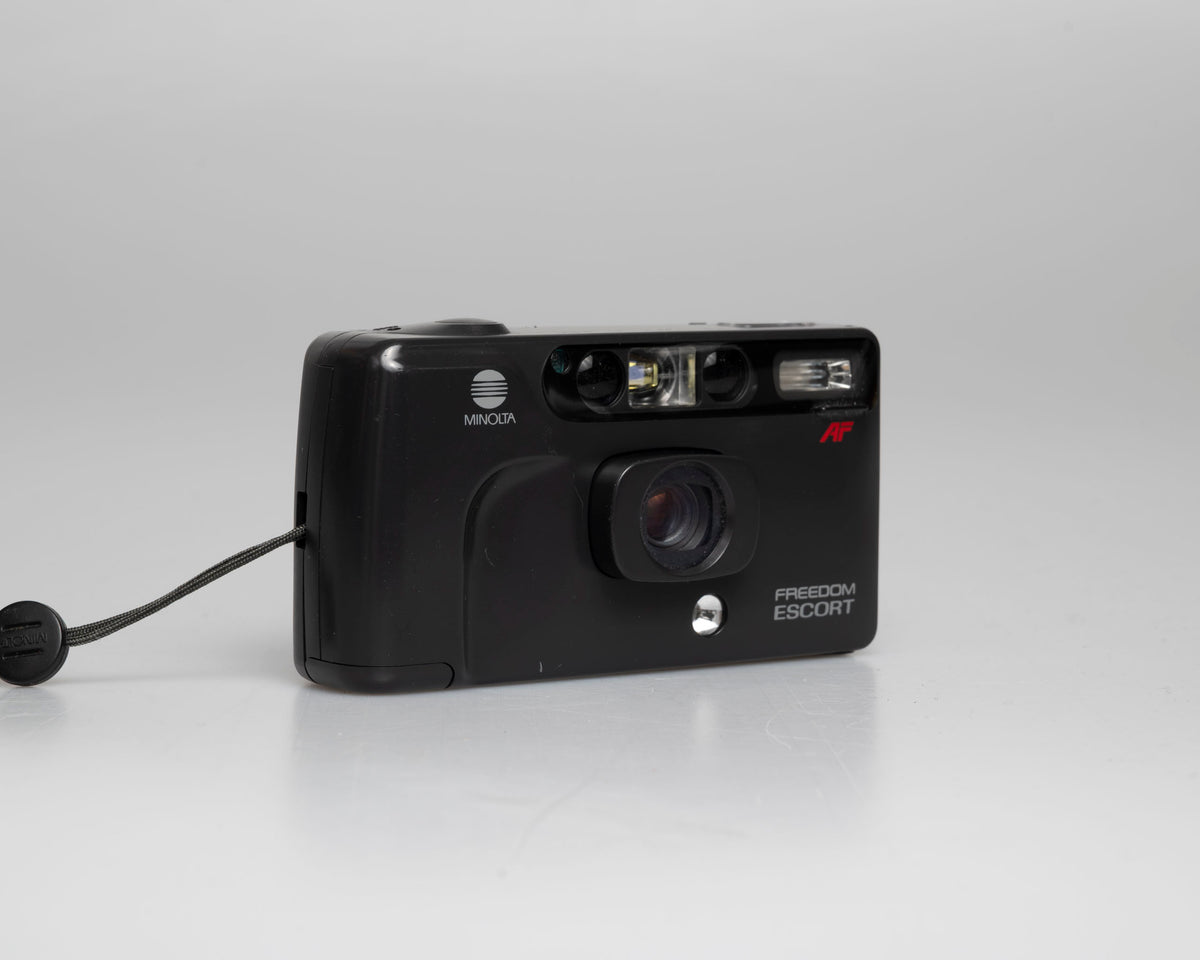 Minolta Freedom Escort 35mm camera (serial _1324302) | film🎞tested