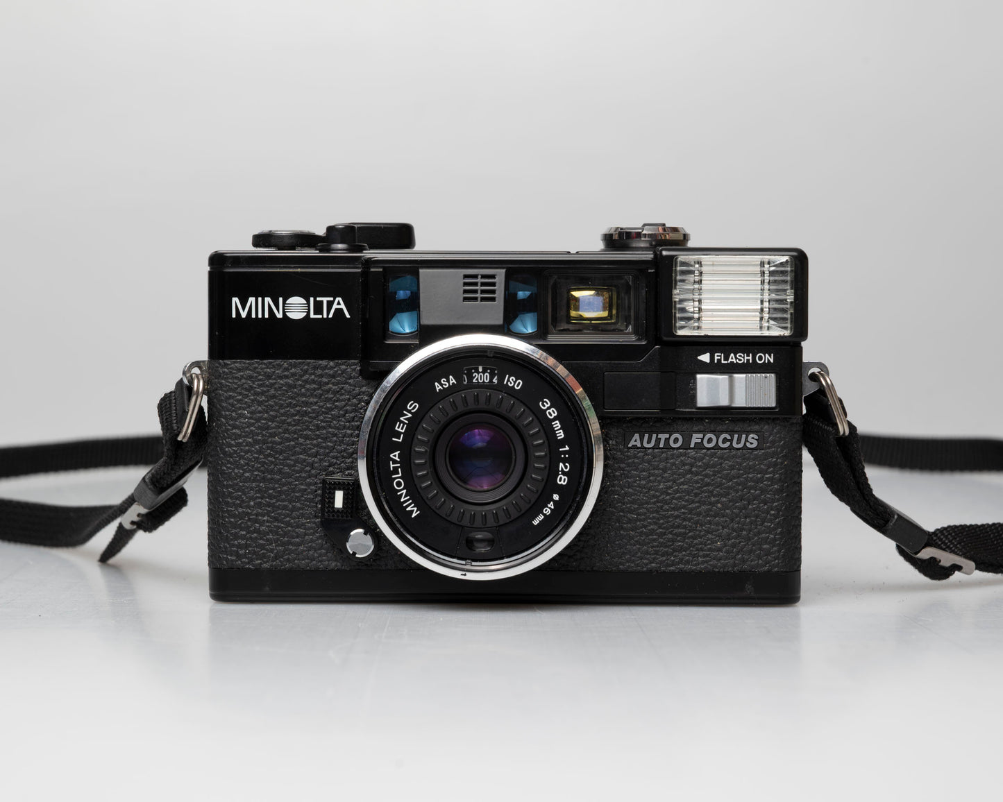 Minolta Hi-Matic AF2 35mm camera w/ box, case, & manual (serial 2131574) | film🎞tested