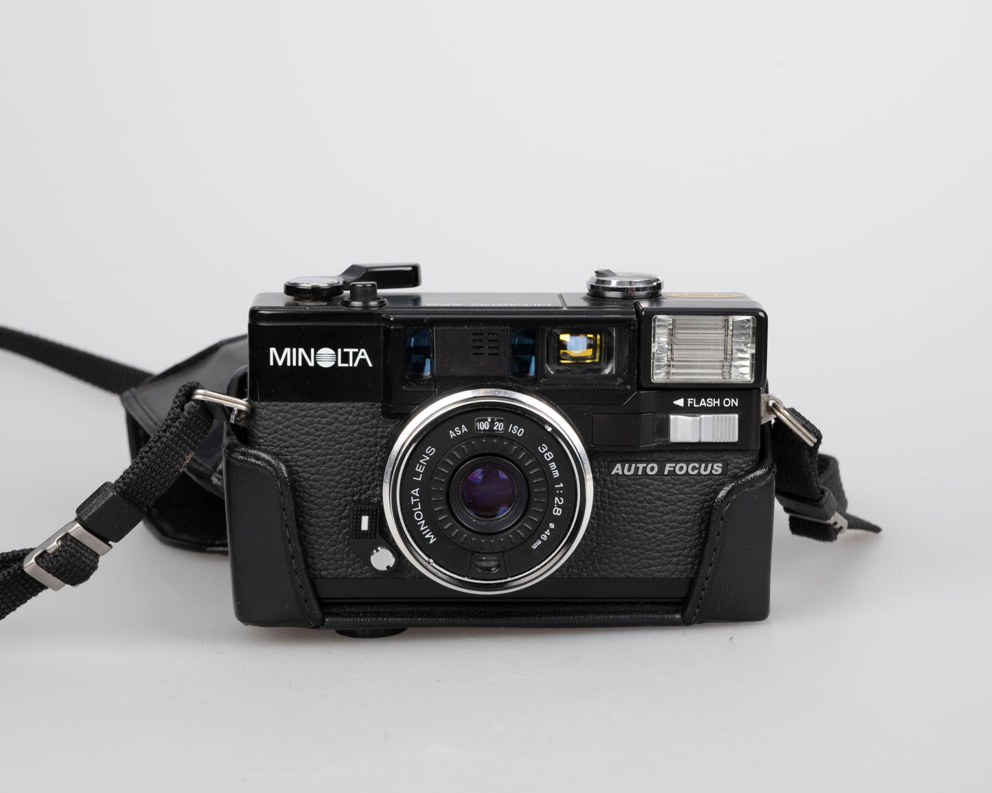 Appareil photo Minolta Hi-Matic AF2-M 35 mm (série 1310759)