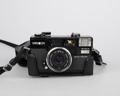 Appareil photo Minolta Hi-Matic AF2-M 35 mm (série 1310759)