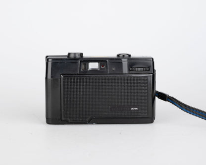Minolta Hi-Matic GF compact 35mm zone focus camera w/ built-in flash