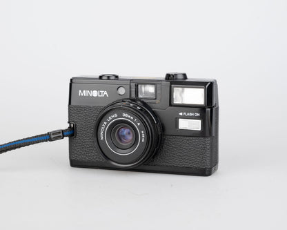 Minolta Hi-Matic GF compact 35mm zone focus camera w/ built-in flash