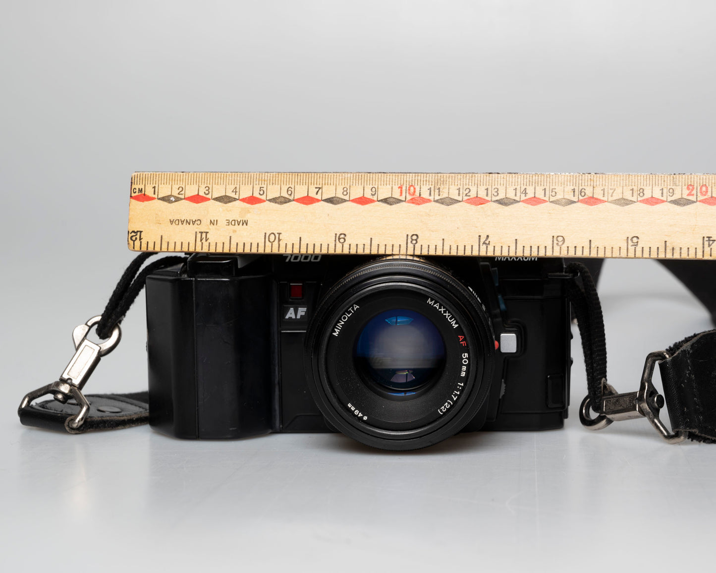 Minolta Maxxum 7000 35mm film SLR with 50mm f1.7 lens (serial 15033827) | film🎞tested