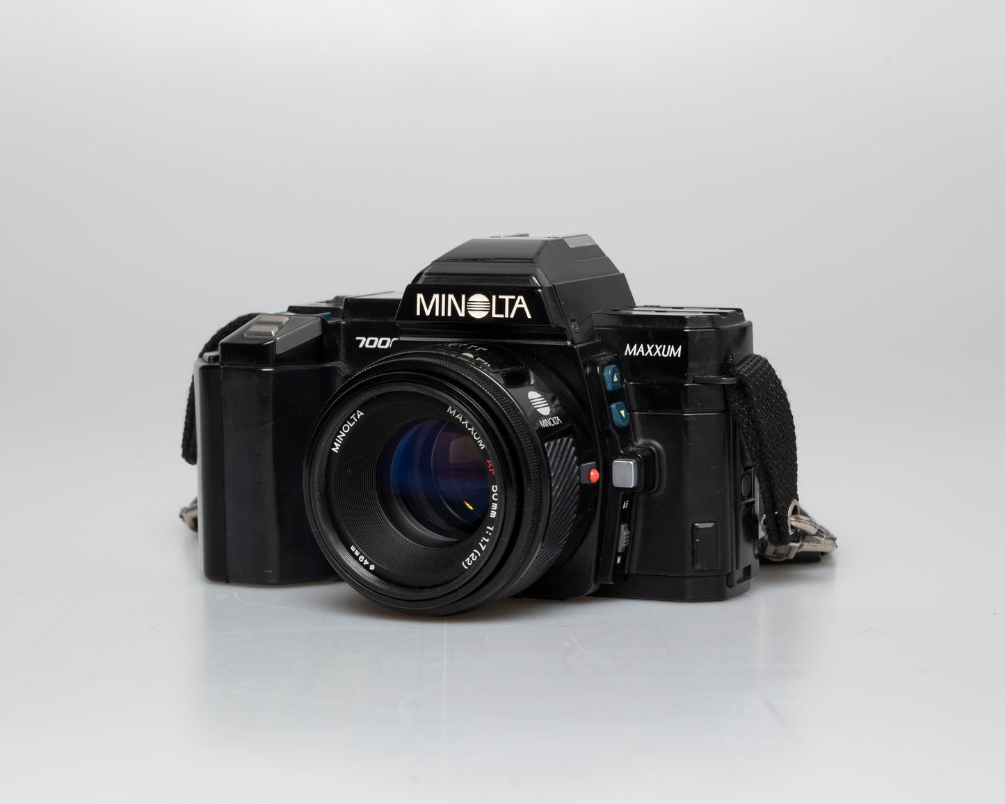 Minolta Maxxum 7000 35mm film SLR with 50mm f1.7 lens (serial 15033827) | film🎞tested