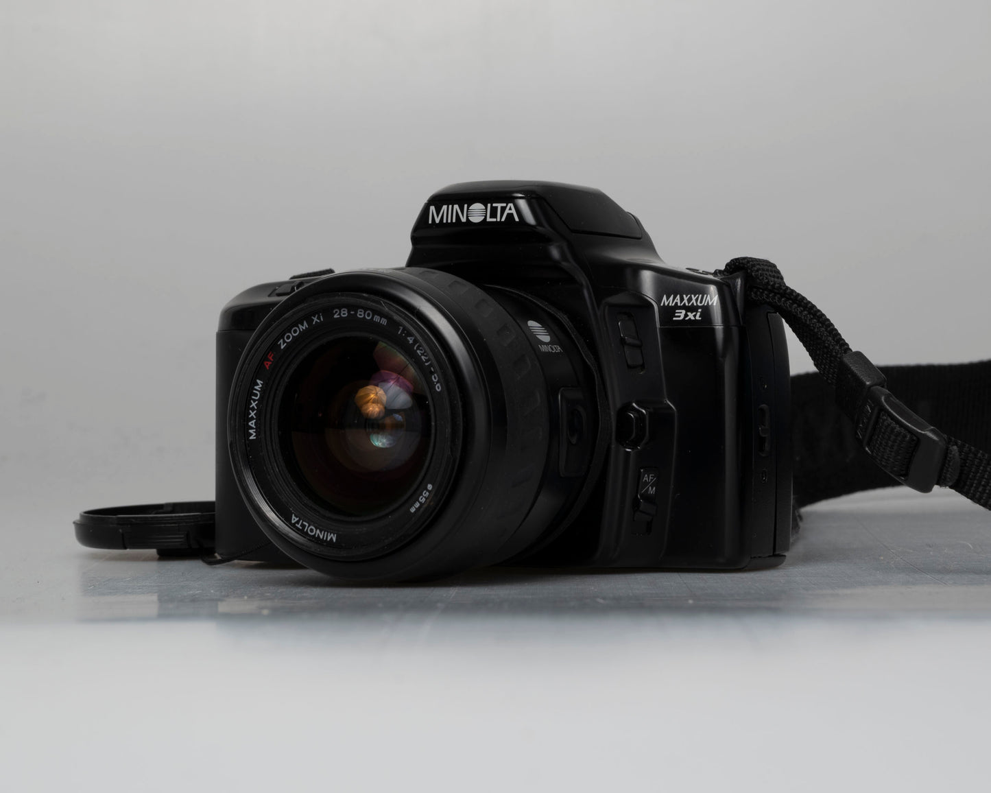 Minolta Maxxum 3xi 35mm film SLR w/ 28-80mm lens (serial 19125142)