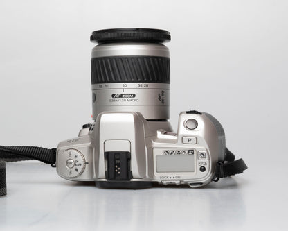 Minolta Maxxum STsi reflex 35 mm avec objectif 28-80 mm (série 91005445)