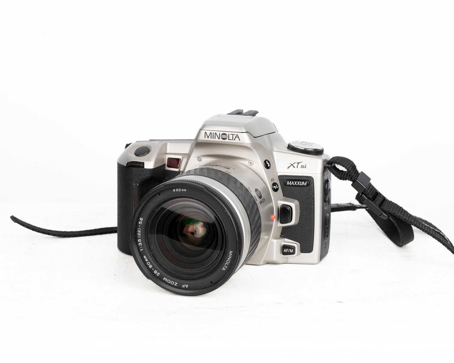 Minolta Maxxum XTsi reflex à film 35 mm avec objectif 28-80 mm + sac pour appareil photo Minolta + télécommande (série 94009570)