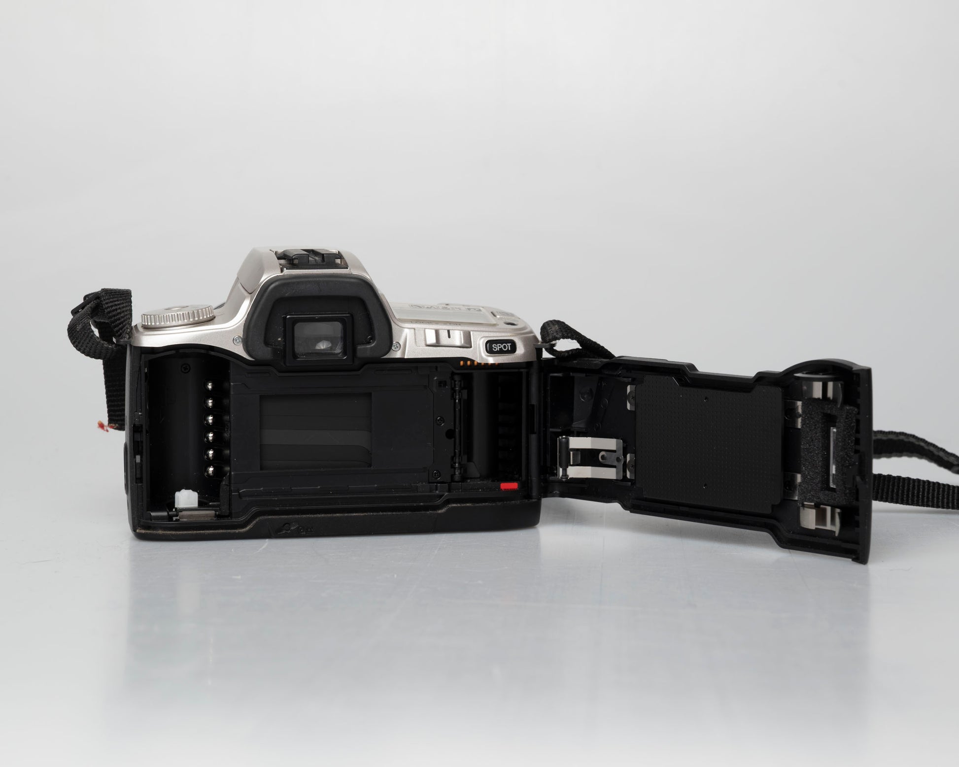Minolta STsi 35mm SLR film camera; back view film door open
