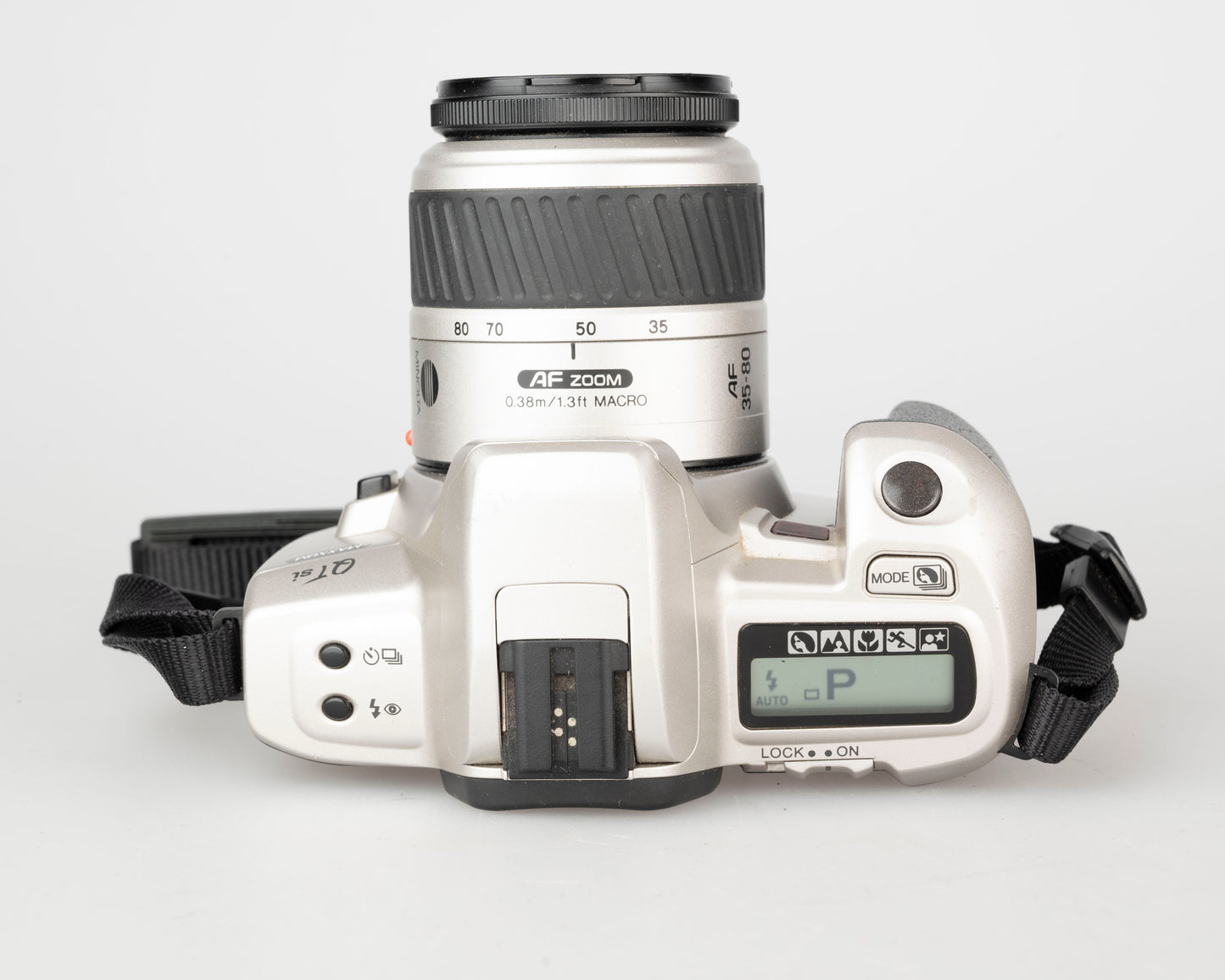 Reflex Minolta Maxxum QTsi 35 mm avec objectif 35-80 mm (série 99919519)