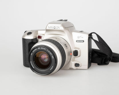 Reflex Minolta Maxxum QTsi 35 mm avec objectif 35-80 mm (série 99919519)