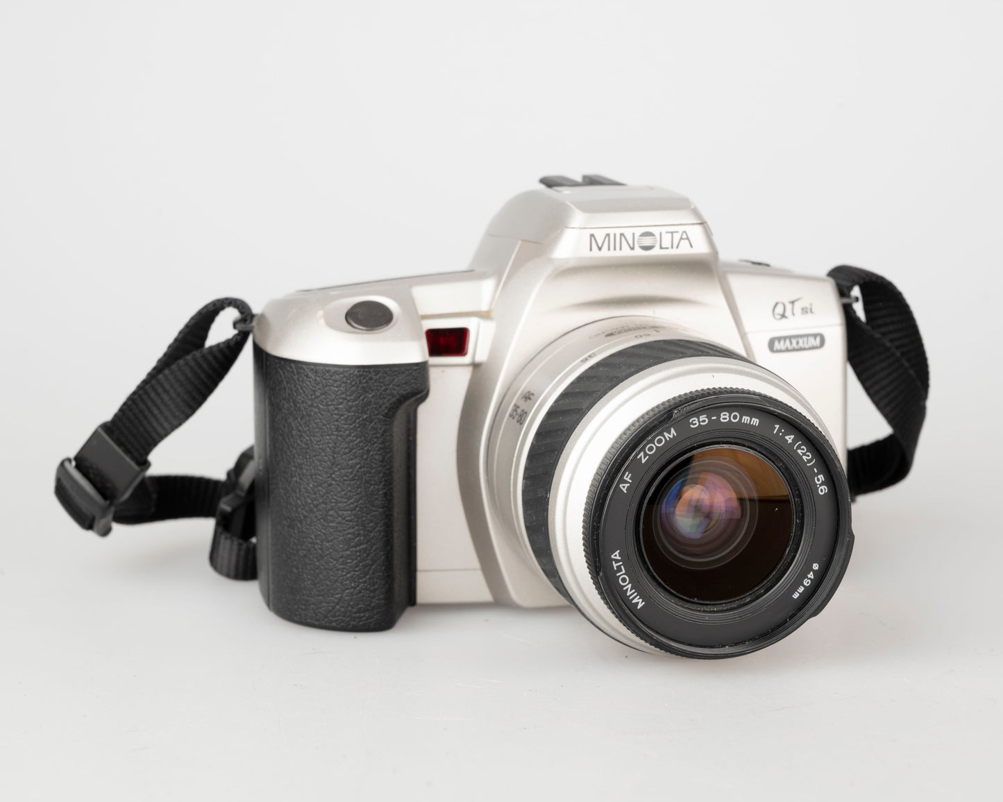Reflex Minolta Maxxum QTsi 35 mm avec objectif 35-80 mm (série 99919519)