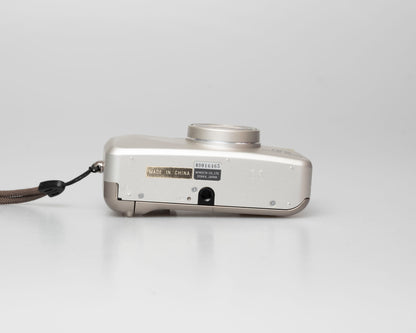 Minolta Riva Zoom 125 compact 35mm camera w/ case (serial 40016465)