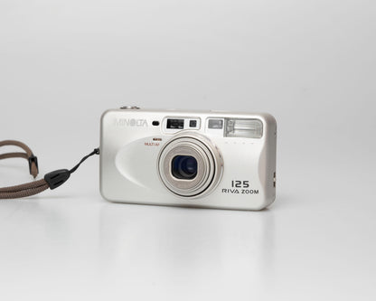 Minolta Riva Zoom 125 compact 35mm camera w/ case (serial 40016465)