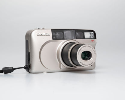 Minolta Riva Zoom 90 Date 35mm camera (serial 36914713)