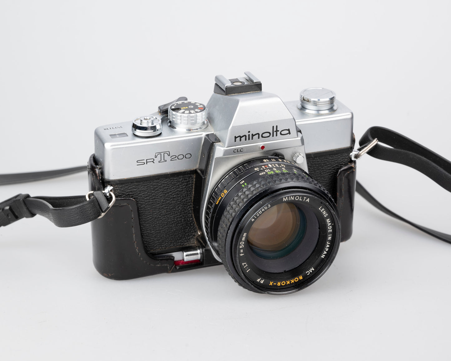 Minolta SRT 200 35mm SLR w/ Rokkor 50mm f1.7 lens + ever-ready case (serial 7527170)