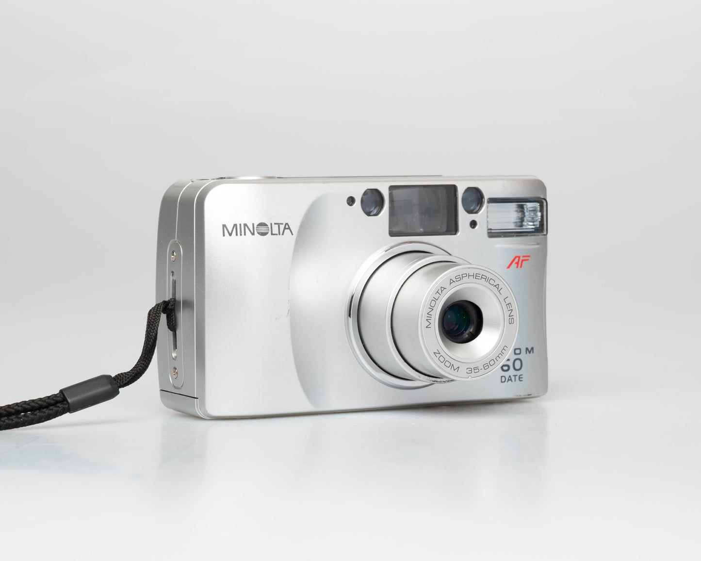 Minolta Zoom 60 Date 35mm camera (serial 18309656)